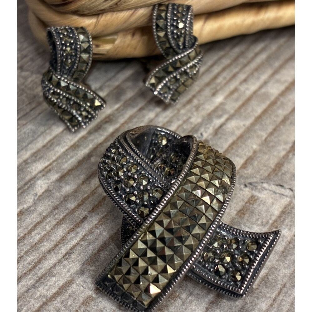 Vintage Judith Jack Sterling Silver Marcasite Ribbon Brooch & Clip-On Earrings
